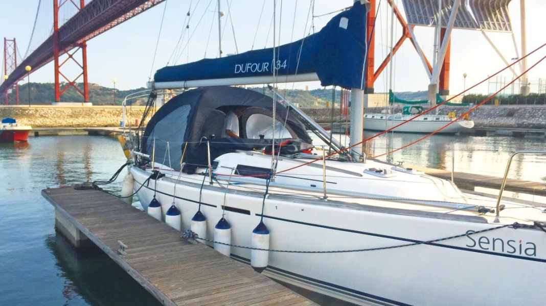 Wetterschutz: Boattent: die Kuchenbude zum Aufblasen