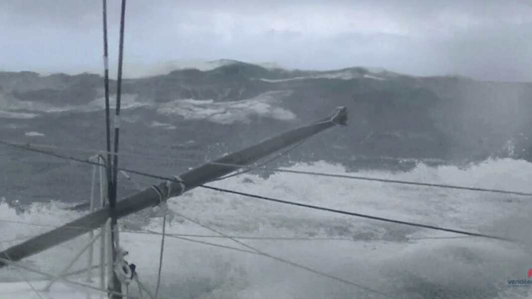 Vendée Globe : des images crues de la tempête