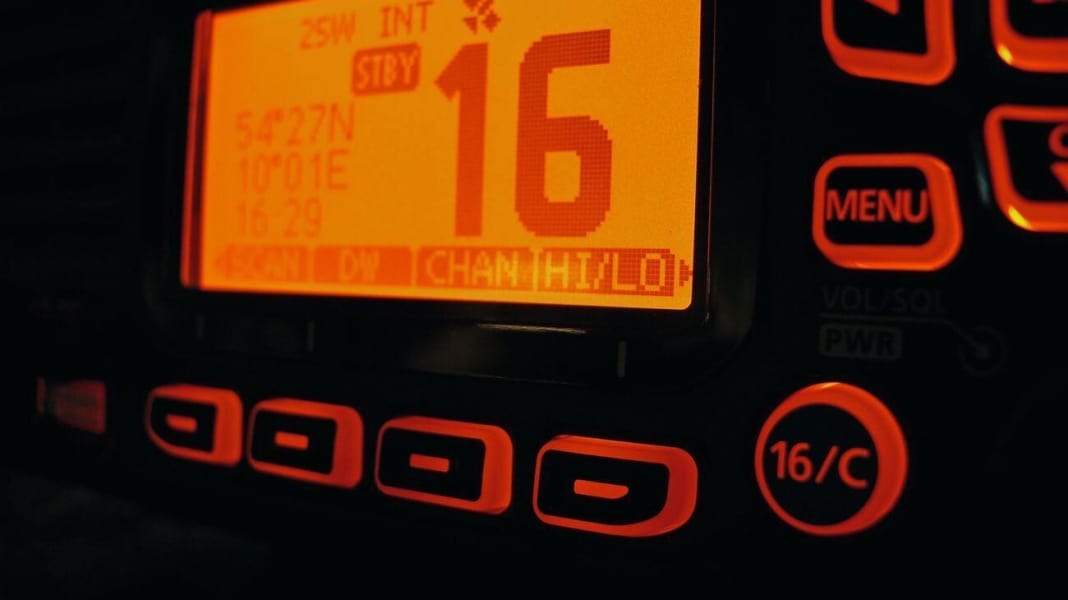 Ausrüstungstest: UKW-Funkgeräte: Perfekte Verbindung