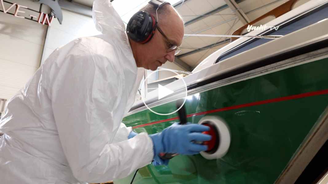 Winter storage tip: polishing the boat: How to bring the chalky hull to a high gloss Winter storage tip: polishing the boat: How to bring the chalky hull to a high gloss
