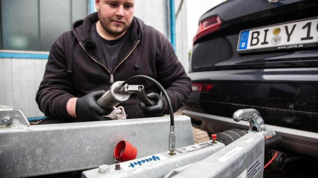 Trailer-Special: Wartung – so bleibt der Bootsanhänger technisch fit