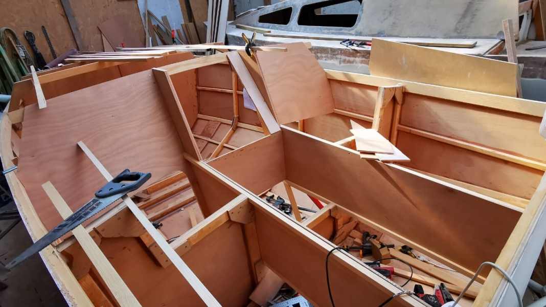 Globe 5.80: Abenteuer Bootsbau: Die ersten Selbstbau-Minis entstehen