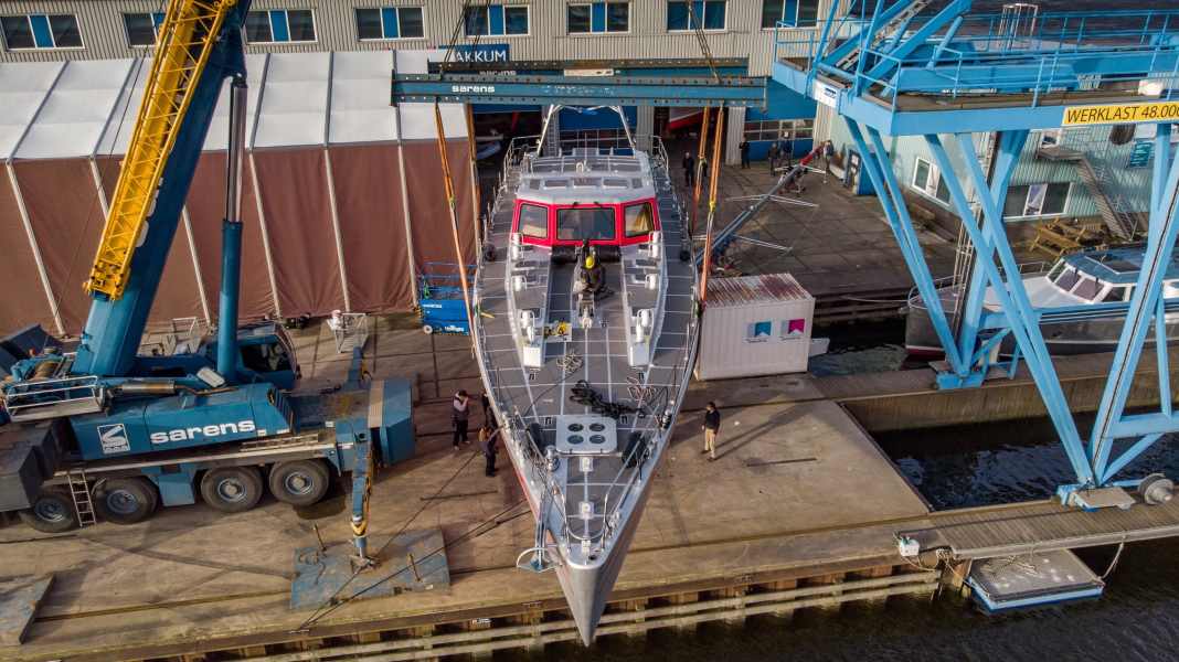 Bootsbau: K&M Yachtbuilders wassert Skip Novaks Pelagic 77
