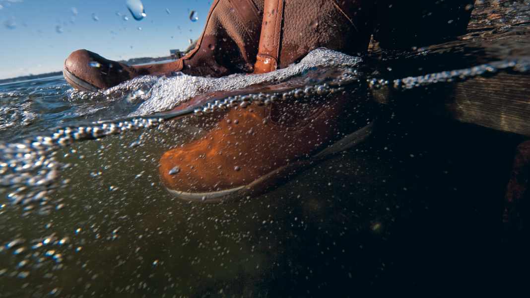Equipment: For more than seven miles: Sailing boots