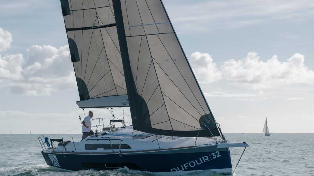 Boote aktuell: Neue Dufour 32: die ersten Fotos vom YACHT-Test