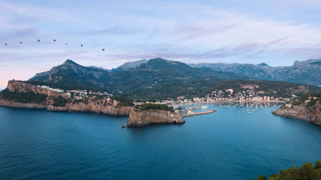Balearic Islands: No more room for large yachts and catamarans