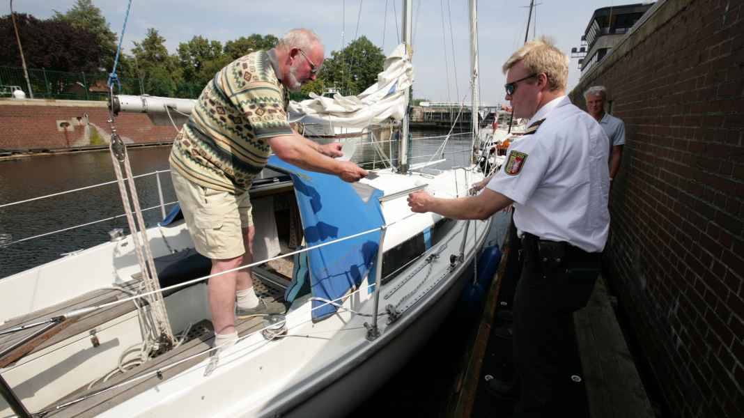 Recht: Kontrollen zum Saisonstart – welche Bootspapiere an Bord sein sollten