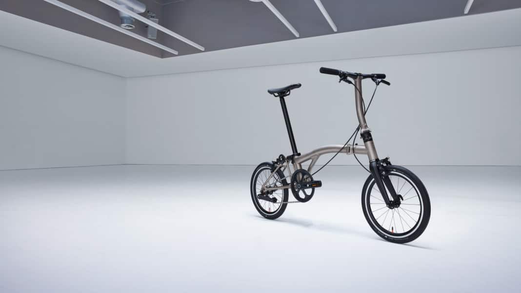 Bordfahrrad: Titanflitzer von Brompton