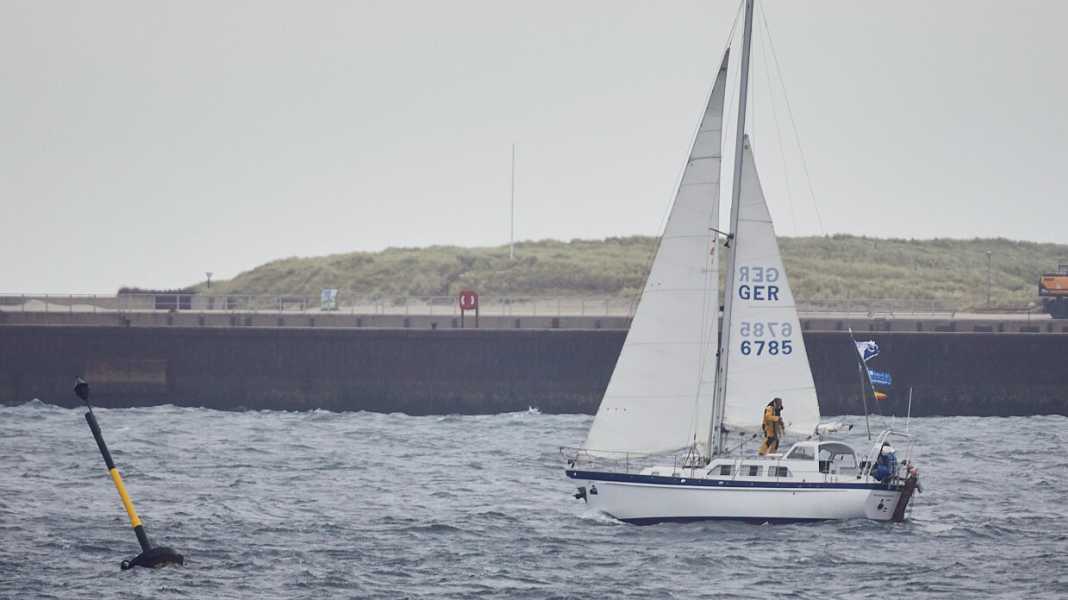 100 ans de la Semaine de la Mer du Nord : Pantaenius Rund Skagen lancé! : Deux héros de Hallig maîtrisent le "Helgoländer Acht" tempétueux