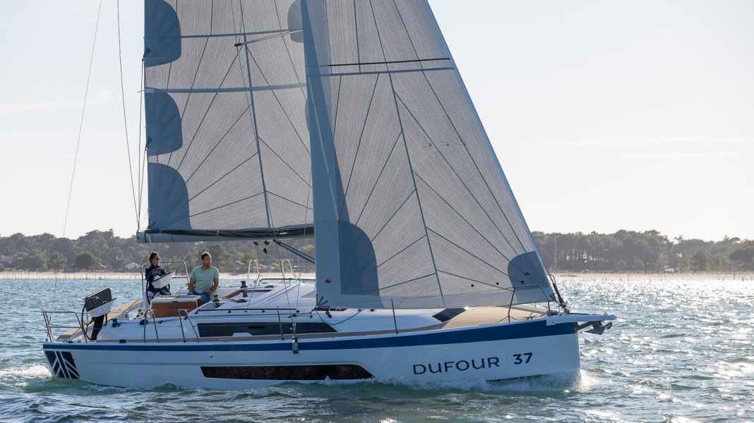 Boote aktuell: Attractive size and highly customisable: the new Dufour 37