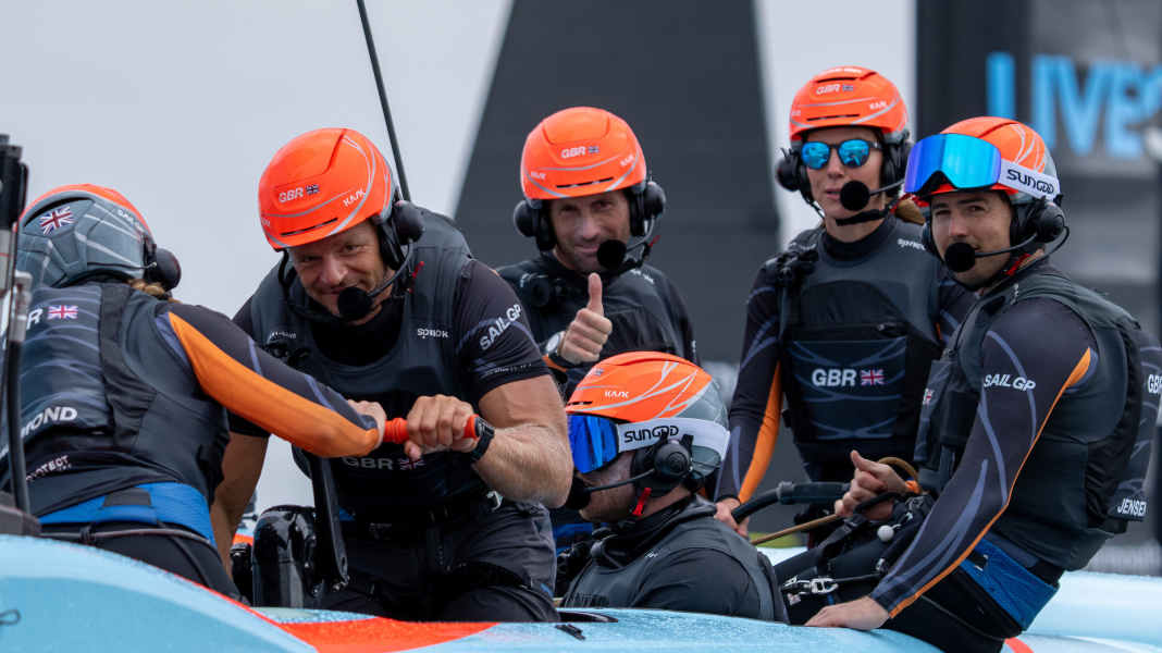Great Britain SailGP : triomphe des Kiwis devant Plymouth : première victoire de la Nouvelle-Zélande, "pénalité" pour Sir Ainslie