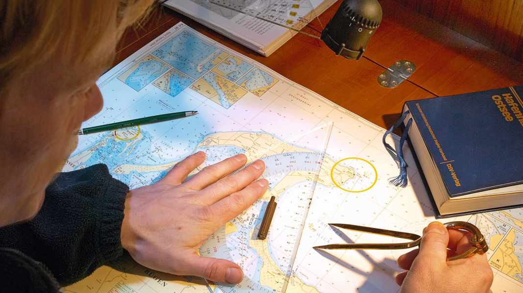 Navigazione: l'Ammiragliato britannico sospende la stampa delle carte nautiche