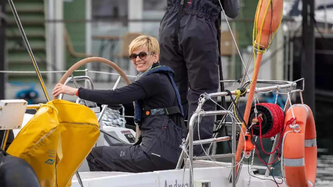 YACHT-Skippertraining 2025: Das Intensiv-Training für Hafenmanöver - Jetzt anmelden zum Ladies only!