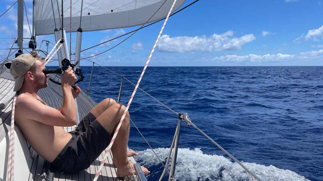 Astro navigation: Easier handling of the sextant