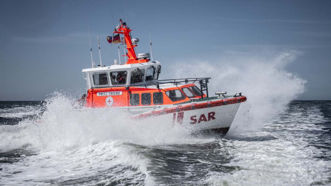 Emergenza medica a bordo: drammatica operazione di salvataggio nel Mare di Wadden