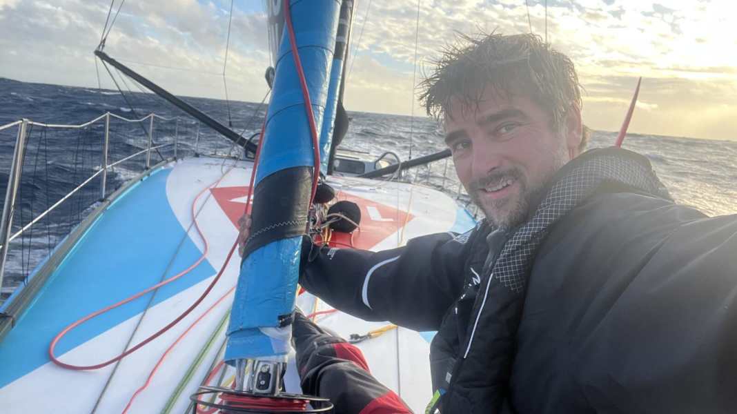 Route du Rhum: Boris Herrmann um Haaresbreite am Mastbruch vorbei!