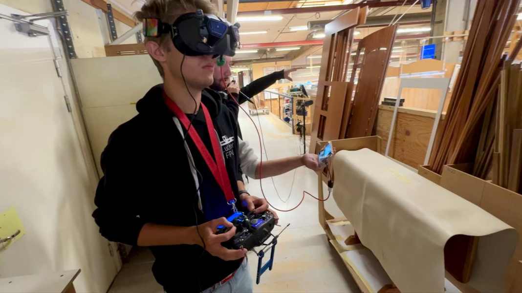 Mit der Drohne durch die Werft: Hammer-Video von Hallberg-Rassy