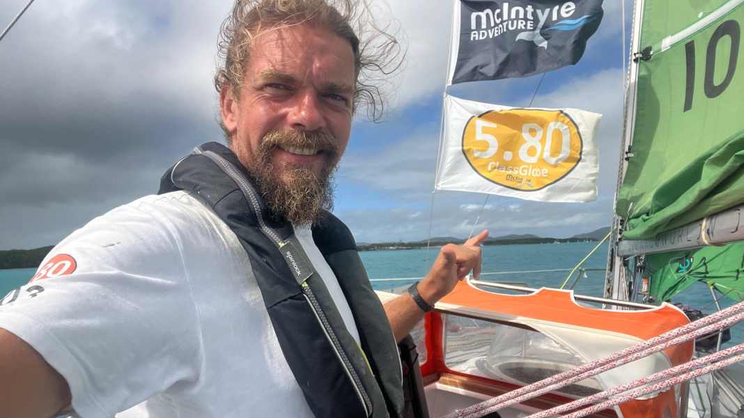 Mini Globe Race: Christian Sauer trotz Blessuren wieder im Angriffsmodus