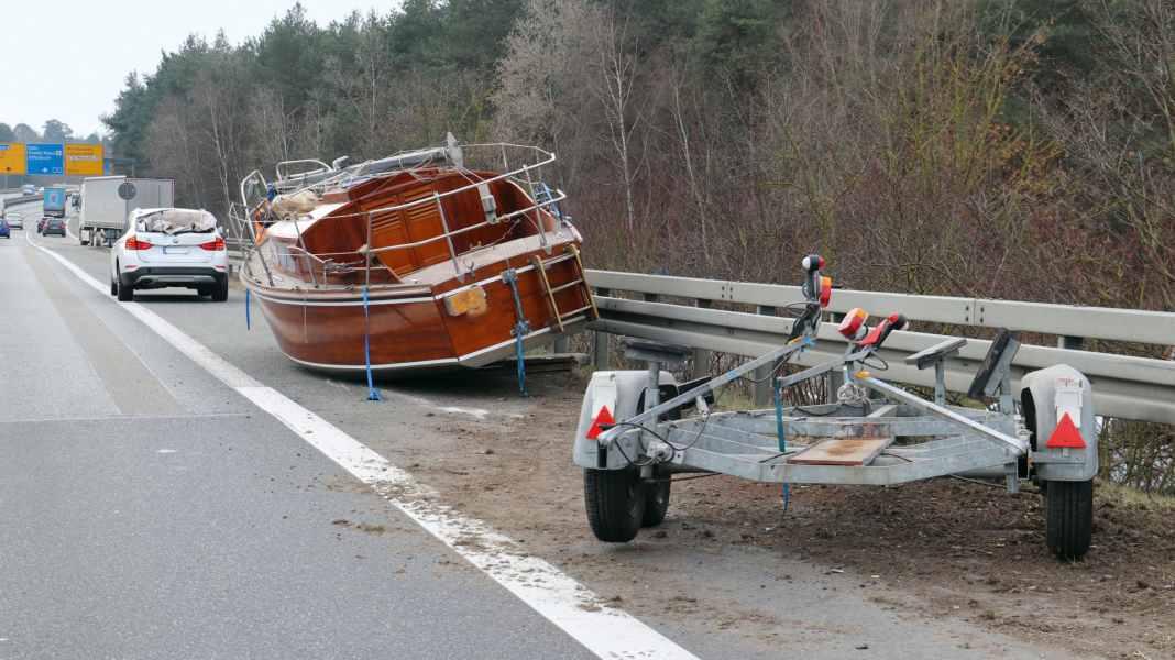 Trailer special: Correctly insured on the road and on the ramp