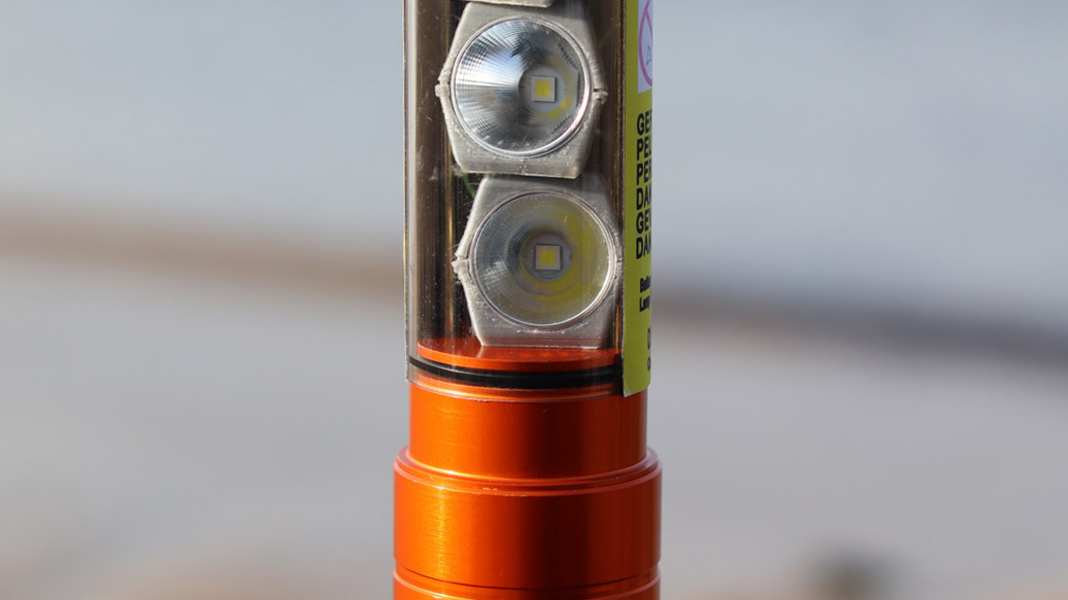 Alternative zu Pyrotechnik: Superhelle LED-Handfackel
