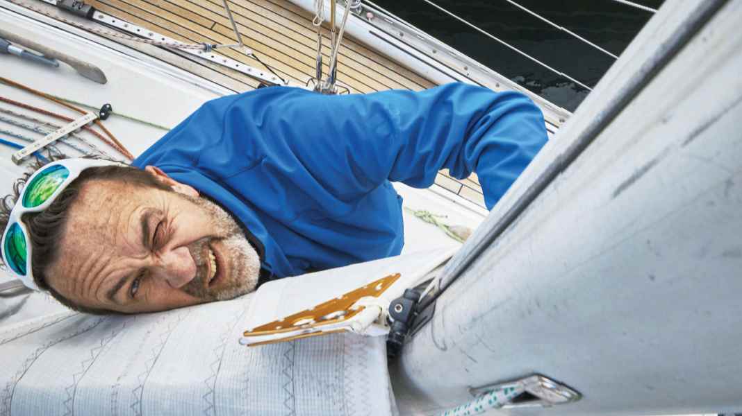 Réglage du gréement : un mât parfaitement réglé - les conseils du pro de la voile Tim Kröger