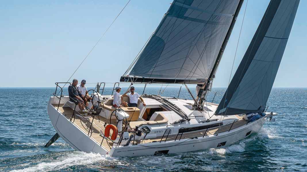 Exklusivtest: Beneteau First 44 – Boot mit Breitenwirkung