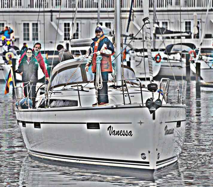 Port manoeuvres