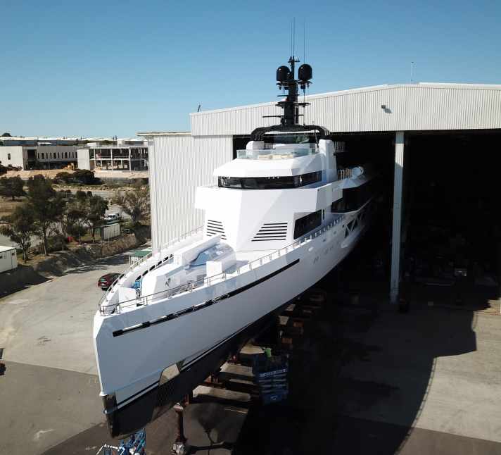 Das 85-Meter-Projekt „Globalfast“ finalisierte SilverYachts im westaustralischen Fremantle. Der Alurumpf kam aus China.