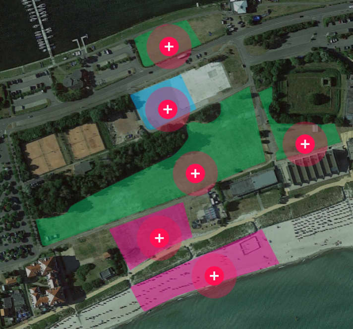 Das Beachcamp (grün) liegt direkt hinter dem Eventgelände (rosa)