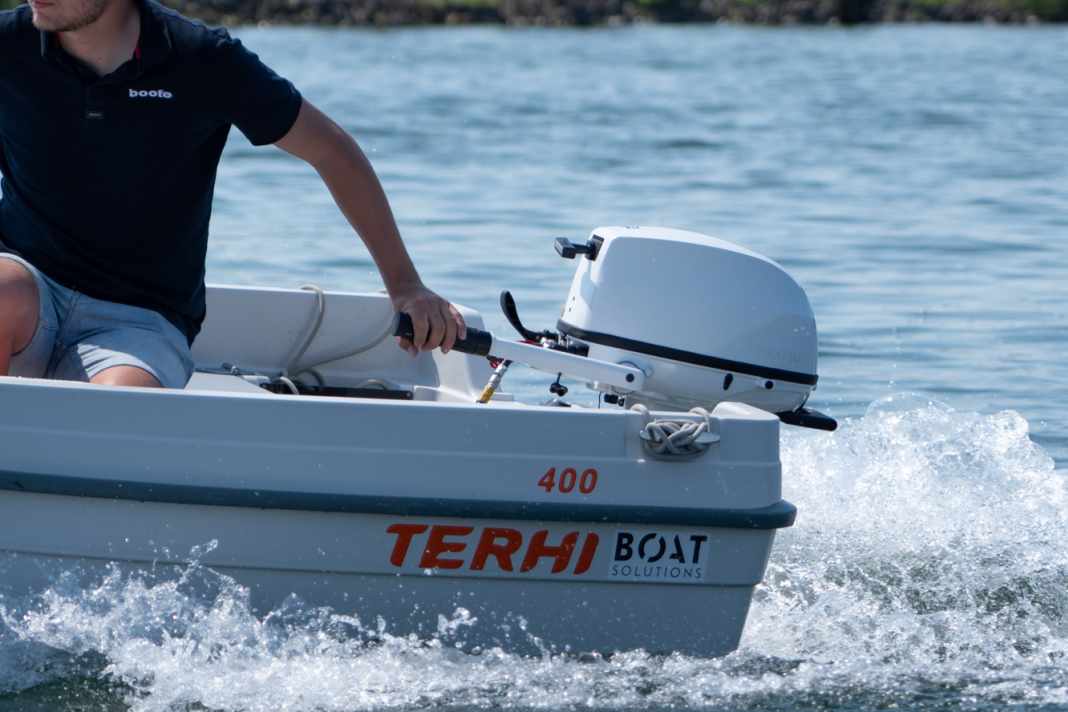 The Tohatsu MFS 6 costs 2,089 euros