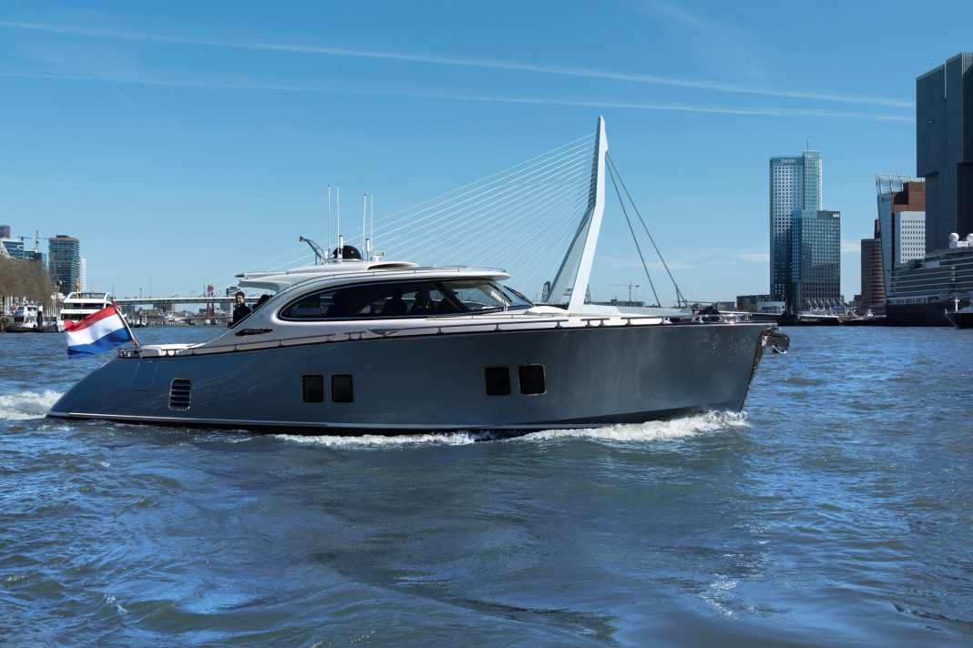Die Zeelander 5 kommt als klassisches Lobsterboat daher