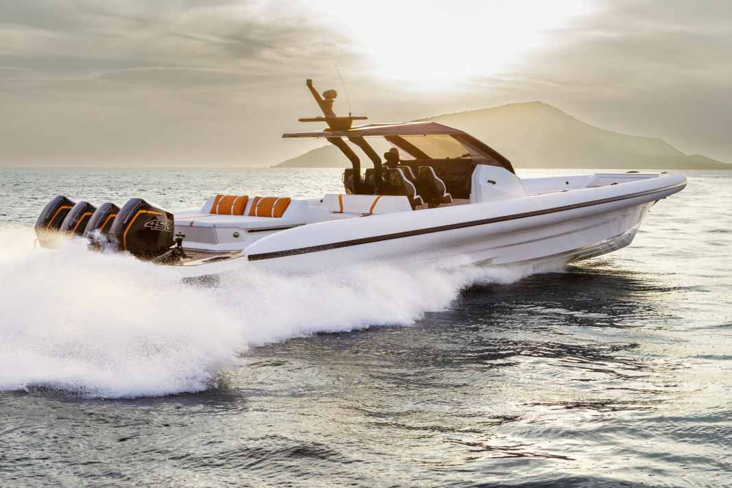 Alpha 50: Technohull's 14.95 metre long flagship is powered by four Mercury 450Rs in the demonstration version. With five 500cc engines, 85 knots are possible