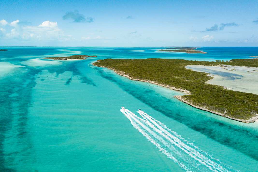 Pure Caribbean: more than 350 islands form the Exumas chain in the centre of the Bahamas