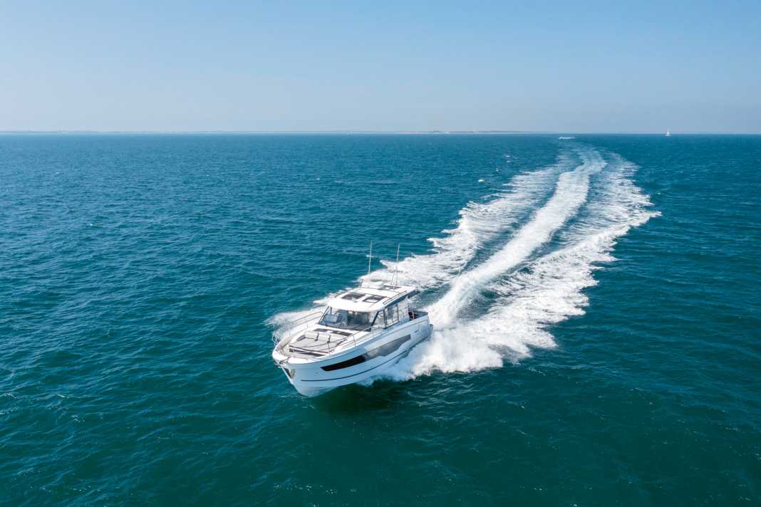 Jeanneau Merry Fisher 1295 Coupé on test