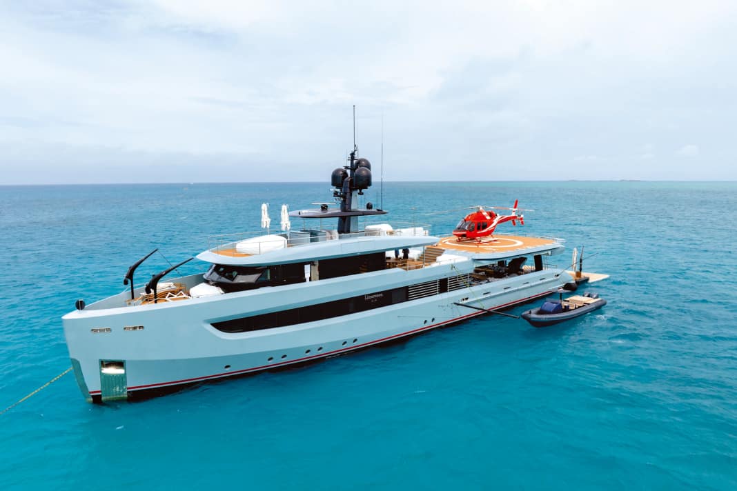 Exceptional: no other yacht currently combines such a capacity for tenders and water sports equipment with compact dimensions and an appealing design. A certified helipad crowns the 53 metres of Alia halls.