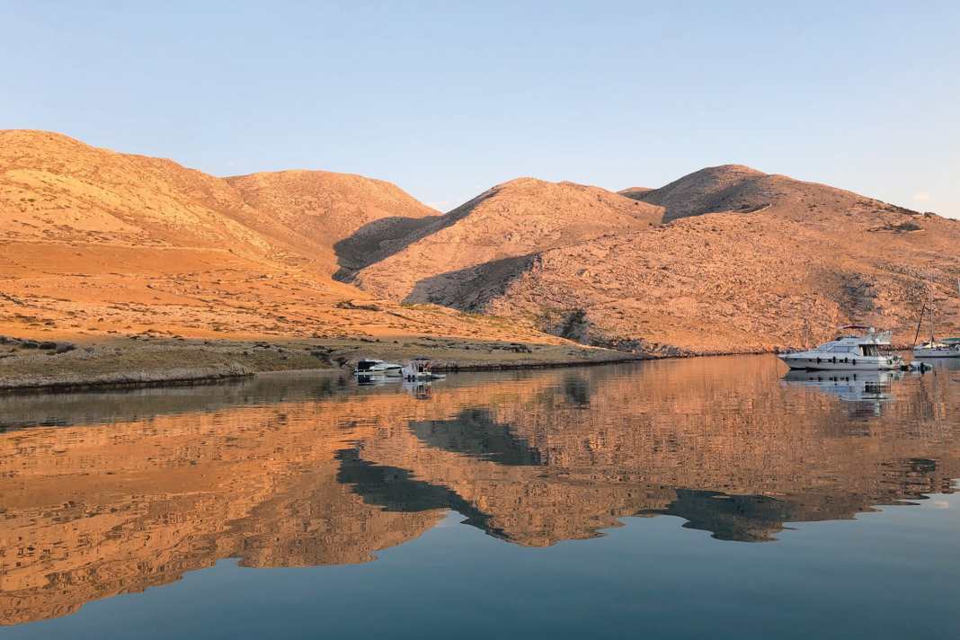4th place: Reflections in the water are perfect for making the photo subject, in this case in Mala Luka, appear artistic. The prerequisites are mirror-smooth water, clear contours and a steady hand on the part of the photographer.