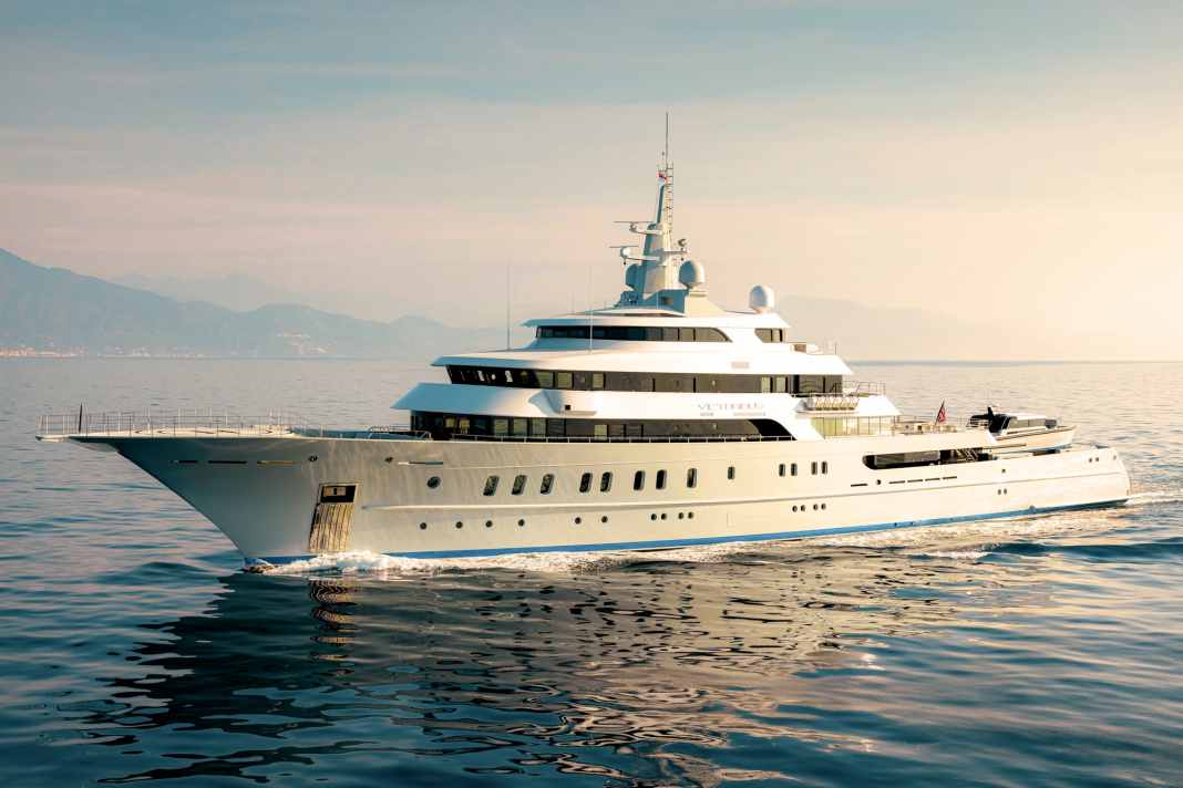 Multi-layered Explorer