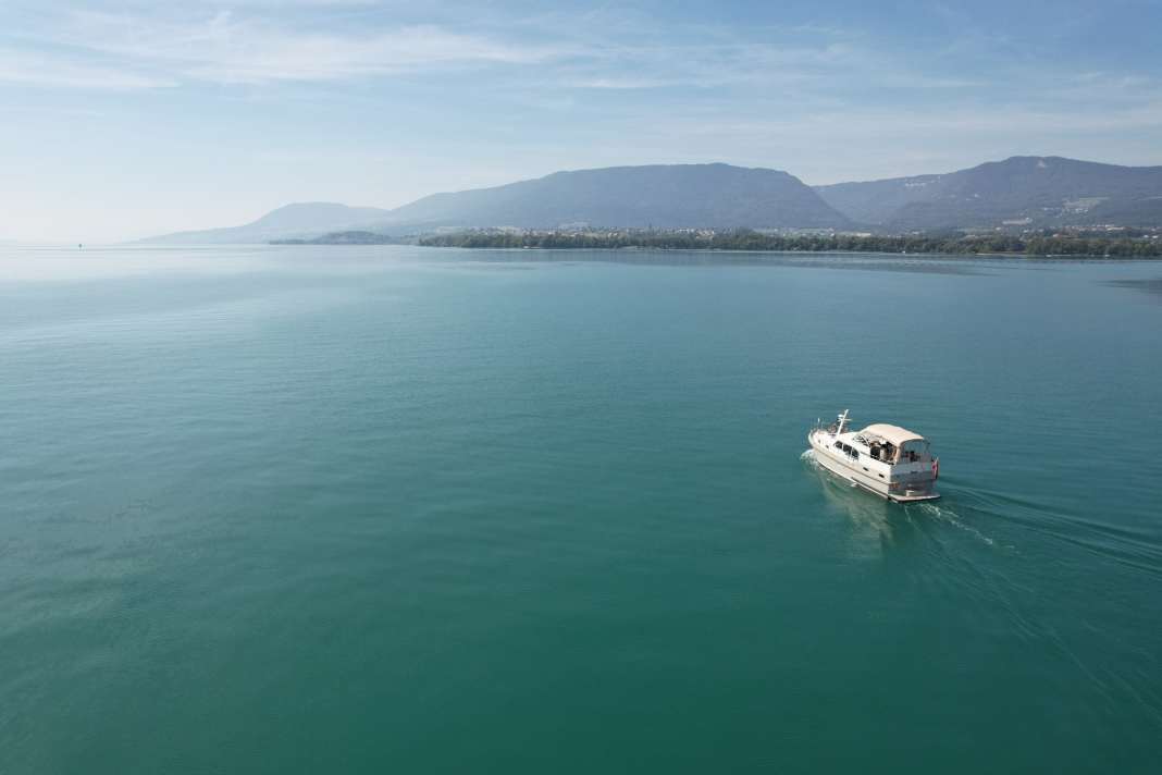 Unsere Charteryacht auf dem Neuenburgersee