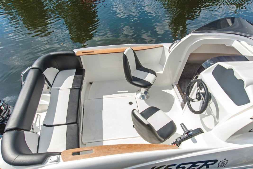 Galia 485: Cockpit
