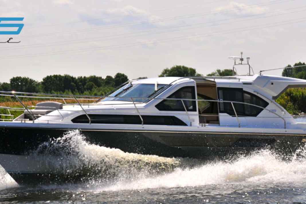 The new Broom 35 Coupé