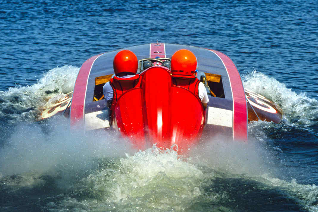 "Tempo VI": After 40 years of silence, the boat and engine find their rhythm again.