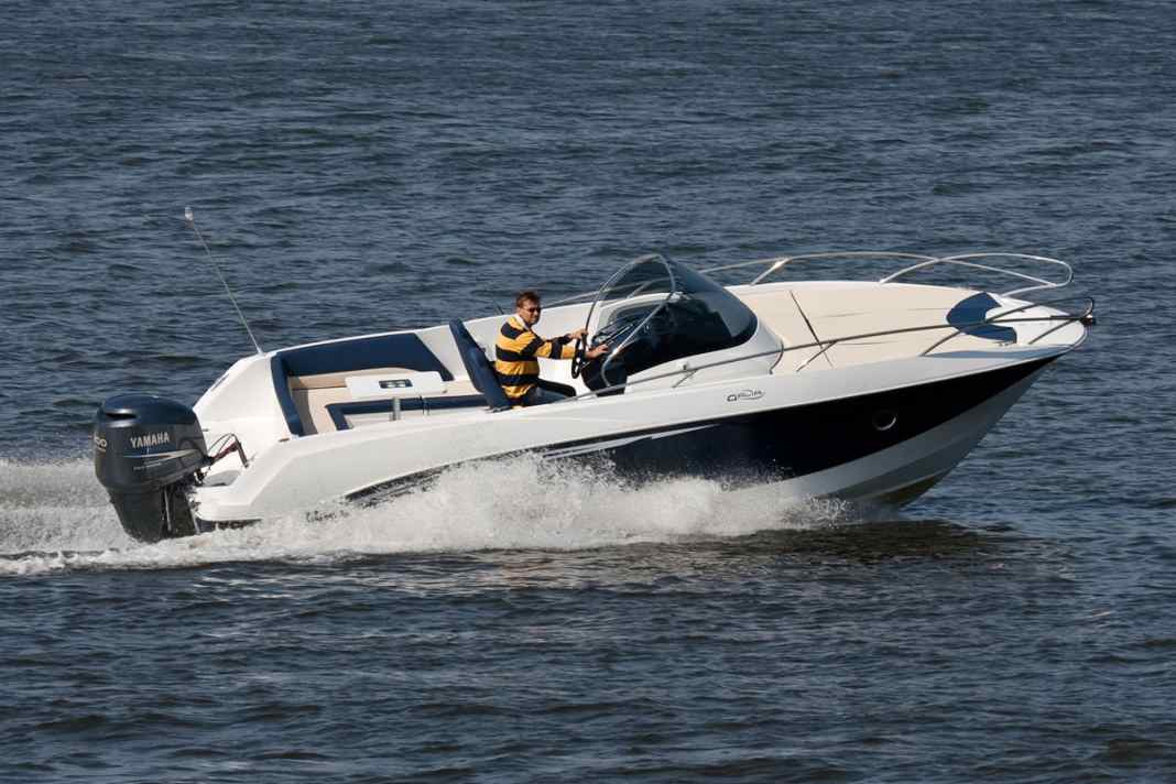The new Galia 700 Sundeck