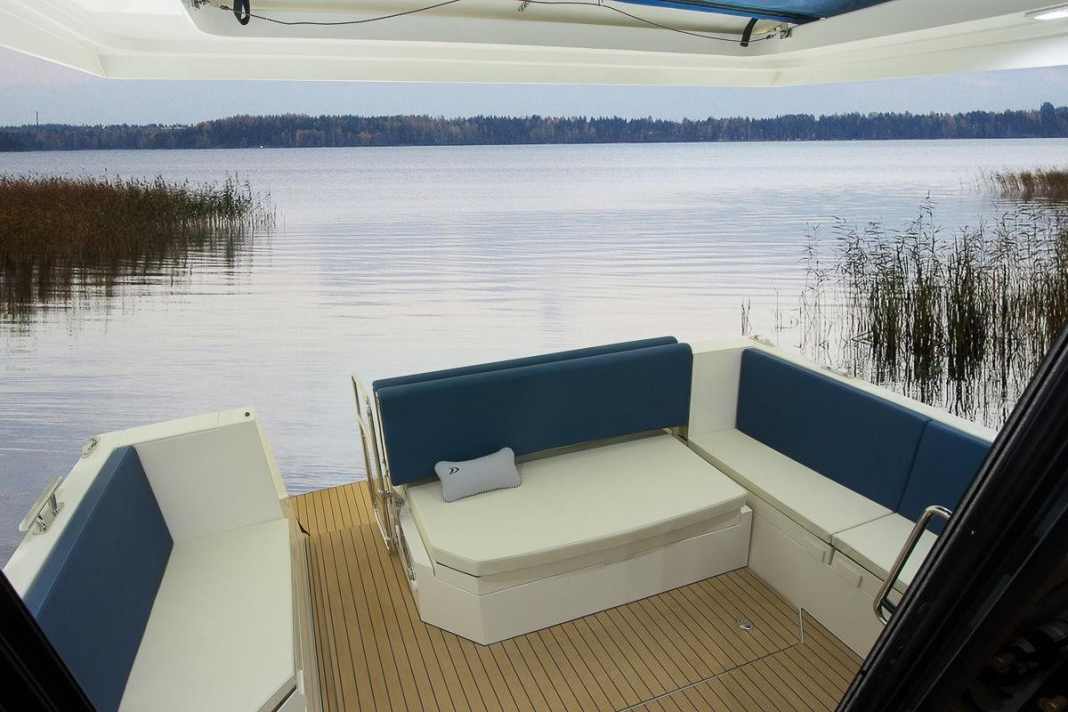 Delphia Escape 1150 Voyage: Heck
