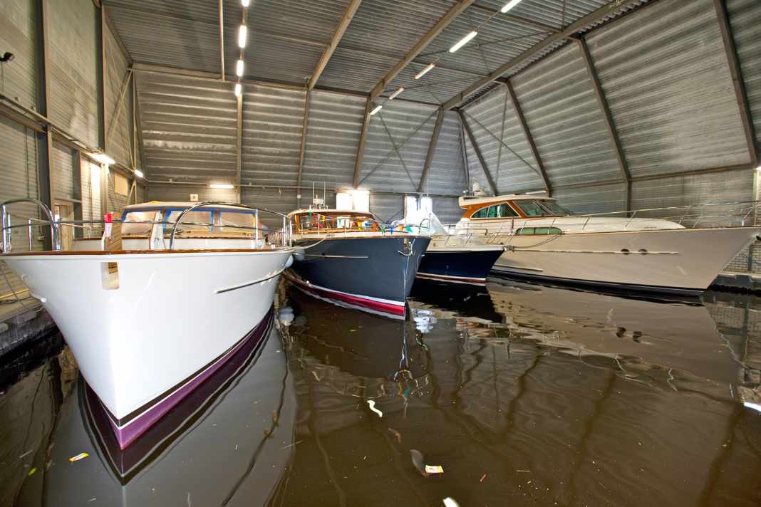 Warm and dry: Roofed berths are available for remaining work and delivery.