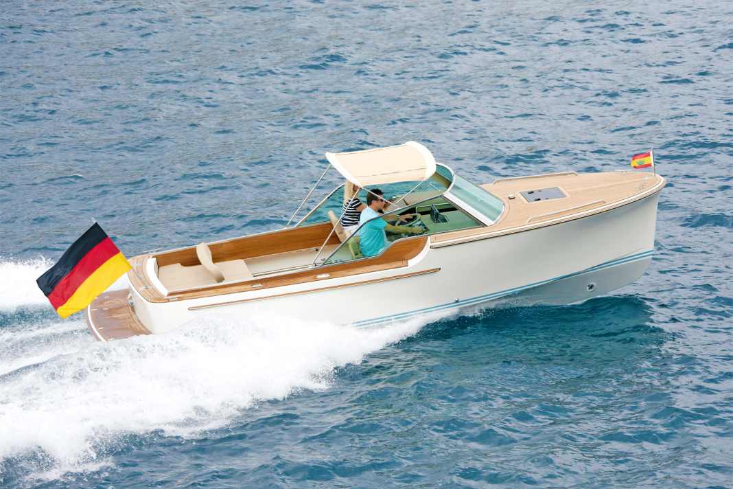 Kiel Classic 24m: Modern retro classic from northern Germany.