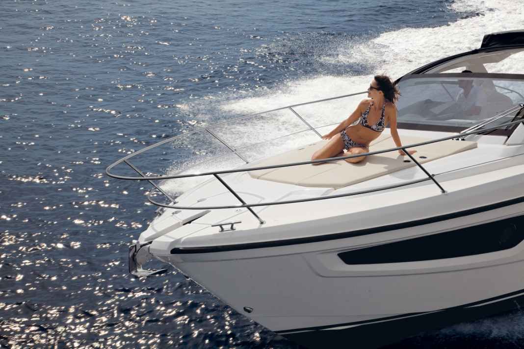Atlantis 34