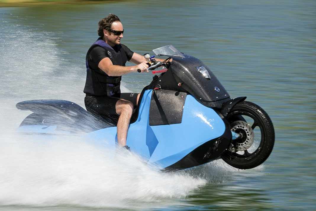 Up to 30 knots thanks to jet propulsion