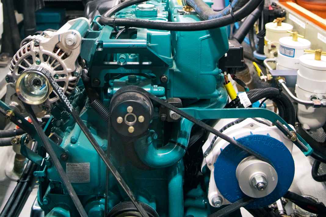 Pour utiliser pleinement la puissance de la batterie, l'alternateur et le chargeur doivent être optimisés.