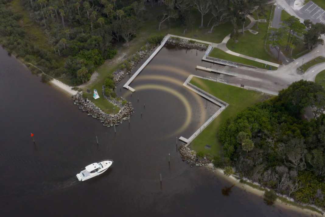 The new system uses cameras to monitor the harbour