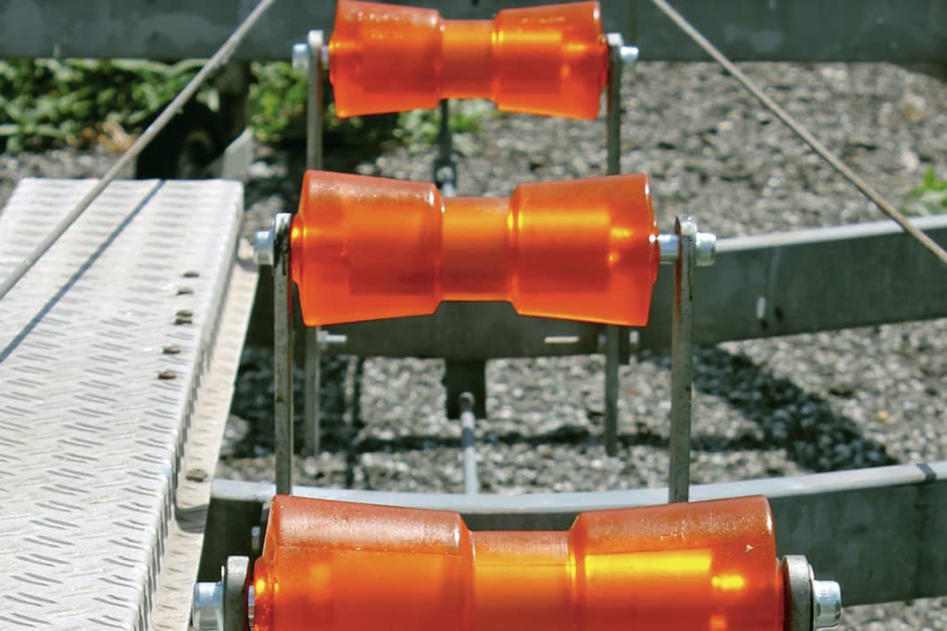 Trailer: Keel rollers